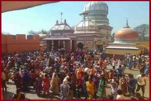 sivan सावन का पहला सोमवार, महेंद्रनाथ मंदिर में मची भगदड़ , 2 महिलाओं की मौत, 2 गंभीर रूप से घायल