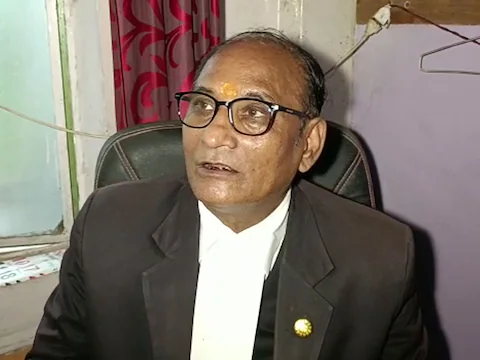 Abhay nath yadav UP : ज्ञानवापी मामले में मुस्लिम पक्ष के वकील अभय नाथ यादव की हार्ट अटैक से मौत