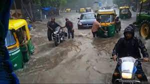 download 1 दिल्ली में बारिश ने तोड़ा 41 साल का रिकॉर्ड, अब तक 12 लोगों की मौत