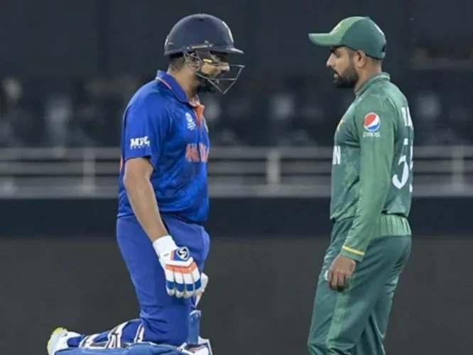 qr1ndhog india vs pakistan Ind vs Pak Match Live Streaming: टीम इंडिया ने जीता टॉस, लिया बोलिंग का फैसला