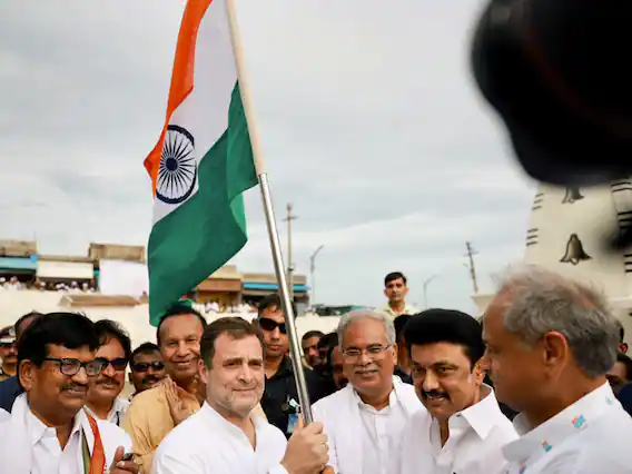 d0c5351c432870fcbc28ad032d13a8391375e Bharat Jodo Yatra: कांग्रेस की भारत जोड़ो यात्रा का एक महीना पूरा, कर्नाटक पहुंचे राहुल