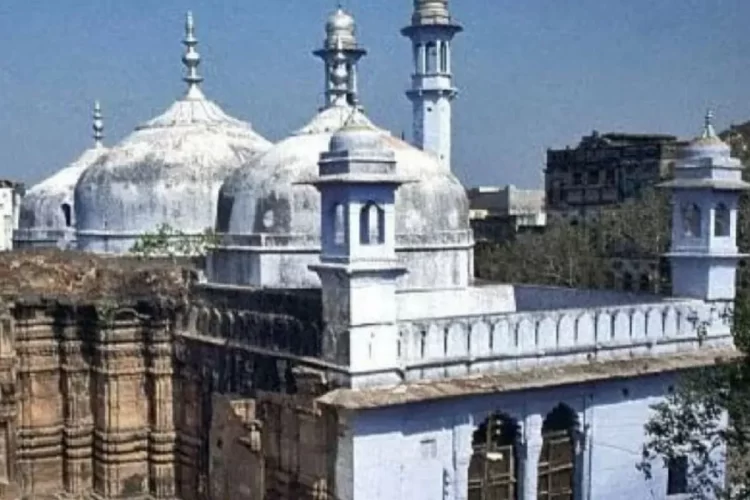 gyanvapi mosque 2 1 16531362173x2 1 Varanasi News: ज्ञानवापी मामले में जिला कोर्ट ने एएसआई को दिया 4 सप्ताह का और समय