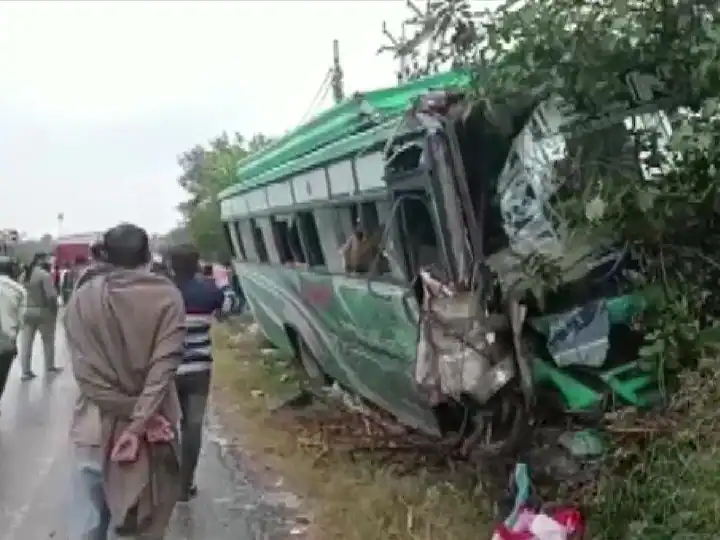 2842fb7195f208f1978768c3ab4f8bce1668043743431124 original Jammu Kashmir: जम्मू – पठानकोट राष्ट्रीय राजमार्ग पर दो बसों के बीच टक्कर, 3 लोगों की दर्दनाक मौत