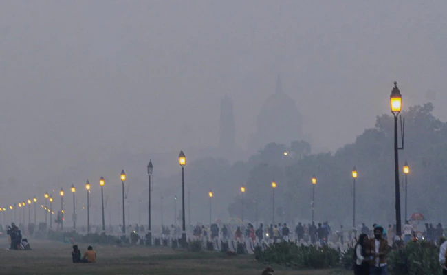 FgnCujZaAAEcqpP दिल्ली-एनसीआर में हवा की गुणवत्ता में गिरावट, AQI 400 के पार