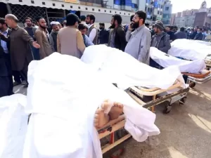 1675073343 पाकिस्तान : मस्जिद में धमाका, अब तक 32 की मौत, 158 घायल