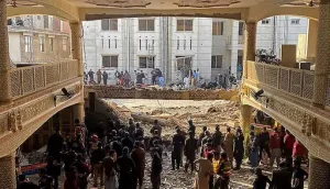 6 4 1675074211 पाकिस्तान : मस्जिद में धमाका, अब तक 32 की मौत, 158 घायल