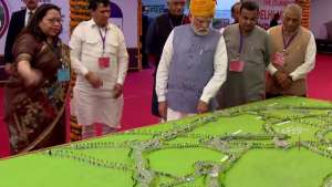 Pm modi dausa अब 3 घंटे में दिल्ली से जयपुर, PM Modi ने पहले फेज का किया उद्घाटन