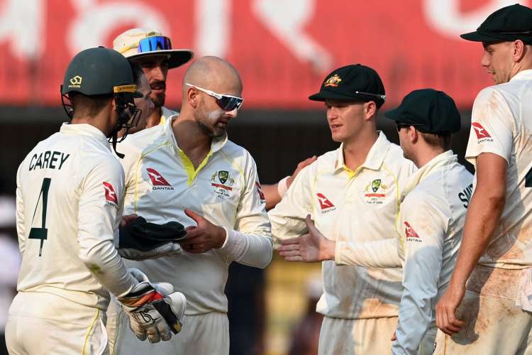 FqRW UCWAAInqs3 भारत-ऑस्ट्रेलिया टेस्ट मैच में चौथे दिन का खेल खत्म, 571 पर ऑलआउट हुई टीम इंडिया
