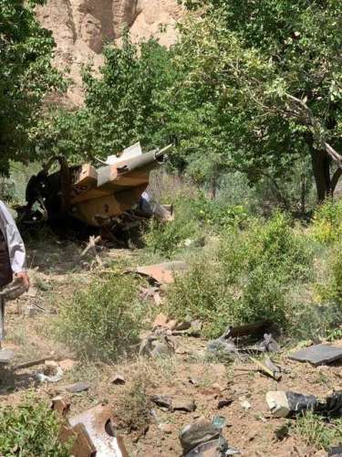 FwpSt68WAAAomnF Afghanistan Helicopter Crash: बिजली के खंभे से टकराकर एमडी-530 हेलीकॉप्टर क्रैश, हादसे में 2 पायलटों की मौत
