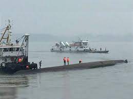download 3 Chinese Boat Capsizes In Indian Ocean: हिंद महासागर में चीन का जहाज डूबा, 39 लोग लापता
