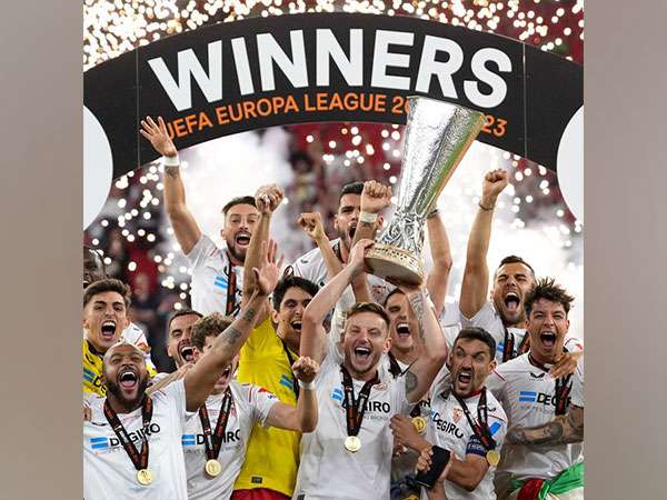 Europa League: सेविला ने रिकॉर्ड सातवीं बार जीता यूरोपा लीग का खिताब