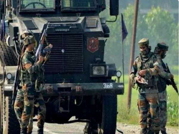 Fyt7DViXwAAgrTR Jammu Kashmir News: बारामूला में भारतीय सेना को मिली कामयाबी, दो संदिग्धों को किया पकड़ा