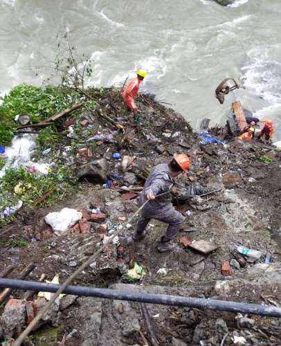 Landslide In Gaurikund: गौरीकुंड में लैंड स्लाइड होने से हुआ बड़ा हादसा, बीजेपी सांसद अनिल बलूनी ने जताया दुख