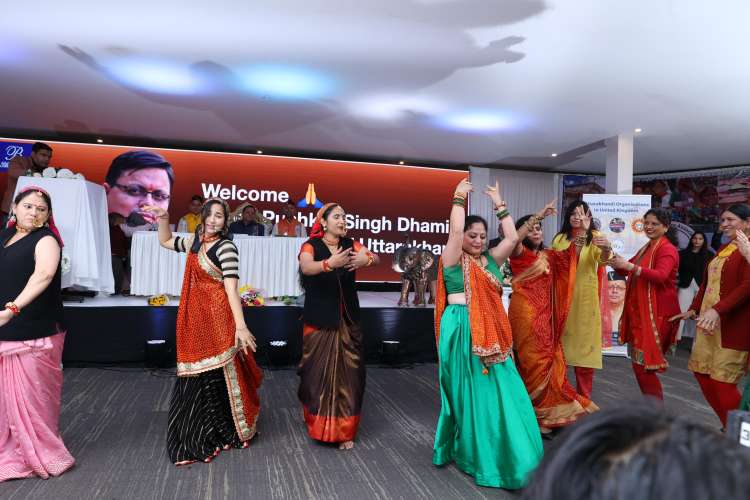 WhatsApp Image 2023 09 26 at 4.27.38 PM CM Dhami In London: उत्तराखण्डी लोकगीतों में झूमा लंदन, सीएम धामी के स्वागत में भव्य रंगारंग कार्यक्रम आयोजित