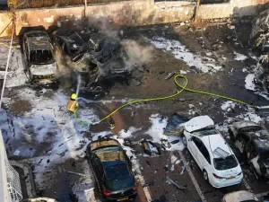 14 4 1696670989 इजराइल ने गाजा में मस्जिदों पर हमला कर बॉर्डर पर किया कब्जा, मारे 1500 लड़ाके