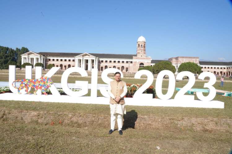 WhatsApp Image 2023 12 07 at 4.39.49 PM Uttarakhand CM धामी ने उत्तराखंड ग्लोबल इन्वेस्टर्स समिट की तैयारियों का लिया जायजा, PM मोदी करेंगे कार्यक्रम का शुभारंभ